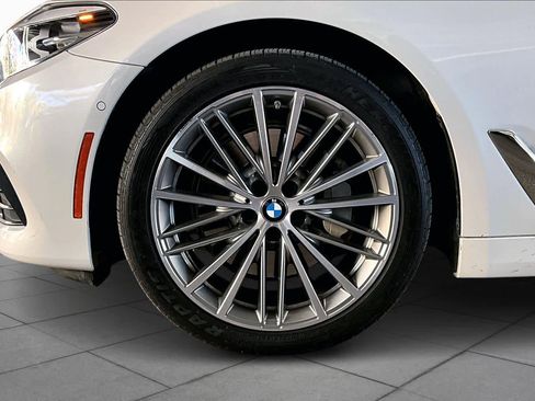 Used 2020 BMW 530i w/ Convenience Package image 10