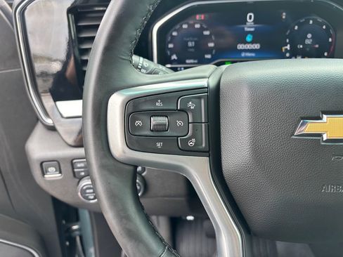 Used 2025 Chevrolet Silverado 2500 LTZ w/ LTZ Convenience Package image 14