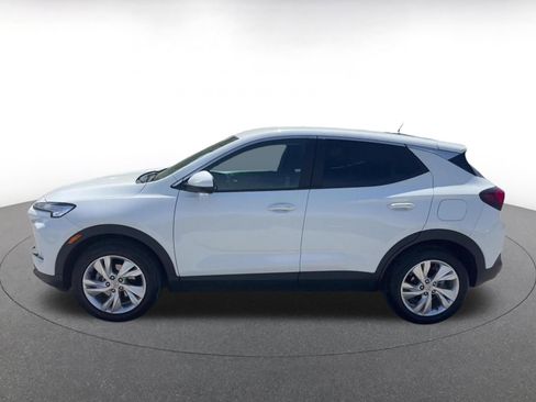 Used 2025 Buick Encore GX Preferred FWD image 9