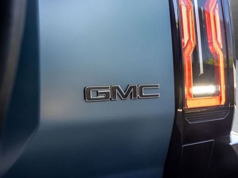 Used 2024 GMC Hummer EV 3X w/ Omega Edition AWD/4WD image 22