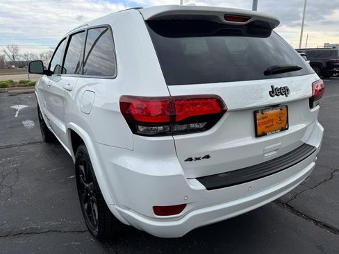 Used 2020 Jeep Grand Cherokee Altitude image 5