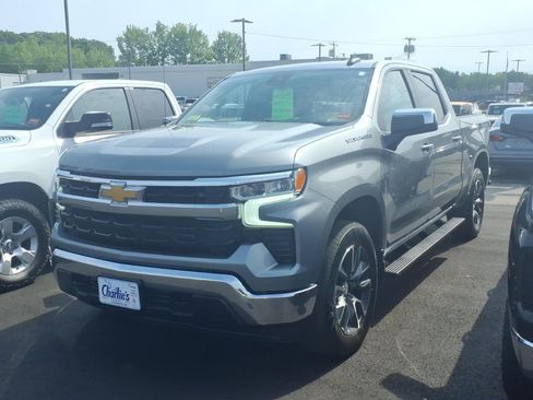 Used 2023 Chevrolet Silverado 1500 LT AWD/4WD image 1