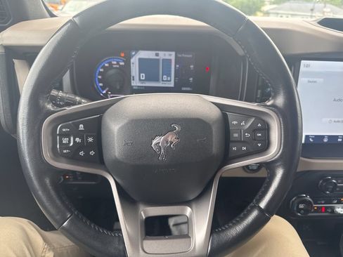 Used 2023 Ford Bronco Wildtrak AWD/4WD image 20
