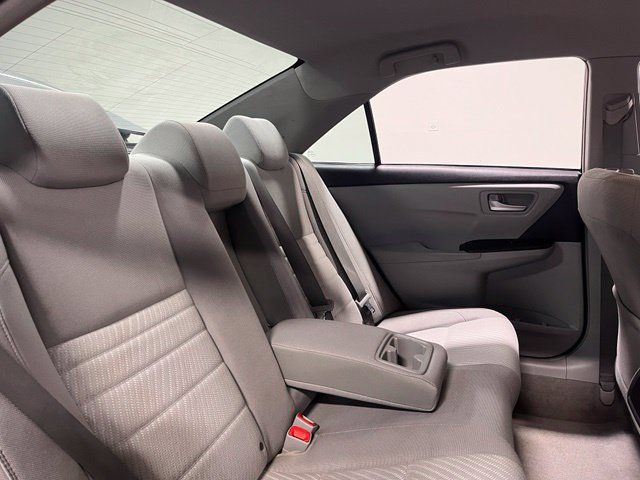 Used 2017 Toyota Camry LE FWD image 14