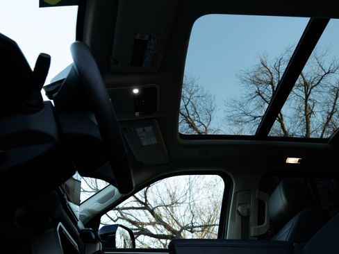 Used 2023 Toyota Sequoia Limited image 37