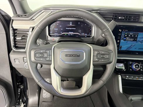 Used 2024 GMC Sierra 2500 Denali w/ Denali Reserve Package AWD/4WD image 23