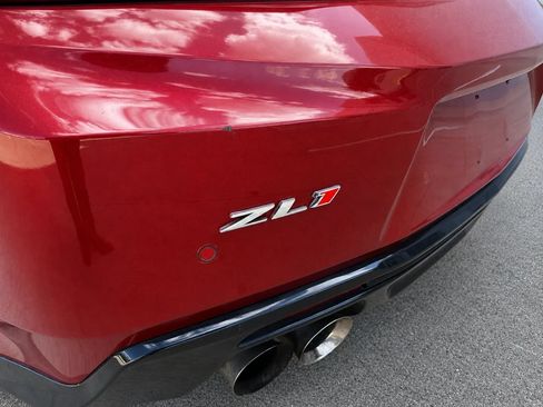 Used 2018 Chevrolet Camaro ZL1 RWD image 13