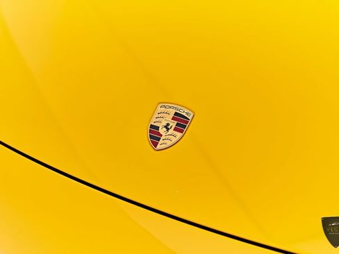 Used 2025 Porsche 911 Carrera RWD image 24