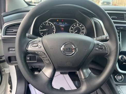 Used 2022 Nissan Murano S image 23