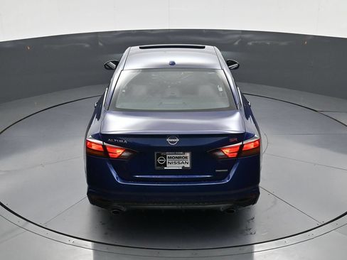 Certified 2024 Nissan Altima 2.0 SR FWD image 33