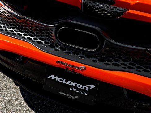 Used 2024 McLaren 750S image 15