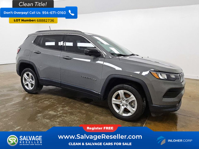 Used 2023 Jeep Compass Latitude w/ Sun and Sound Group AWD/4WD image 5