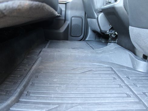 Used 2023 GMC Sierra 2500 Denali w/ Denali Black Diamond Edition image 46