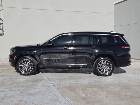 Used 2024 Jeep Grand Cherokee L Summit image 5