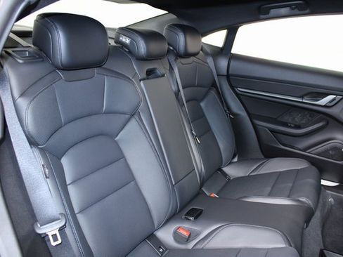 New 2025 Porsche Taycan image 22