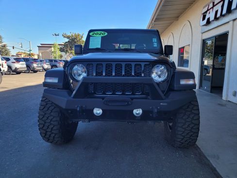 Used 2020 Jeep Gladiator Sport w/ Quick Order Package 24S AWD/4WD image 8