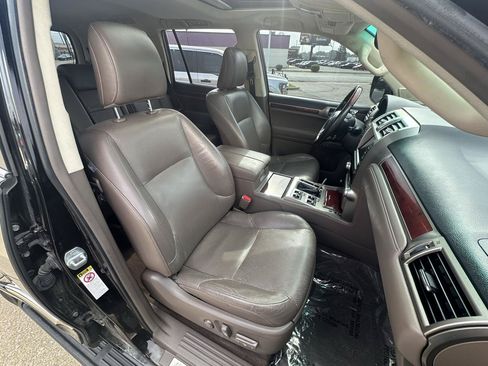 Used 2013 Lexus GX 460 Premium AWD/4WD image 21
