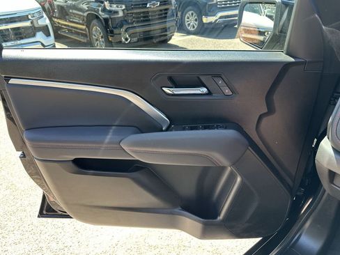 Used 2026 Chevrolet Colorado Z71 w/ Technology Package image 29