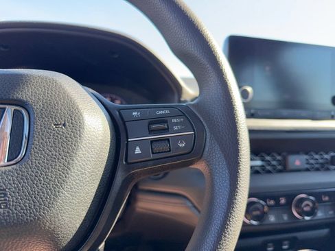 Used 2024 Honda Accord EX image 10