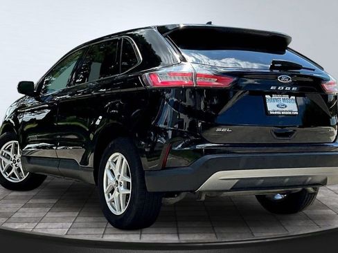 Used 2024 Ford Edge SEL AWD/4WD image 4