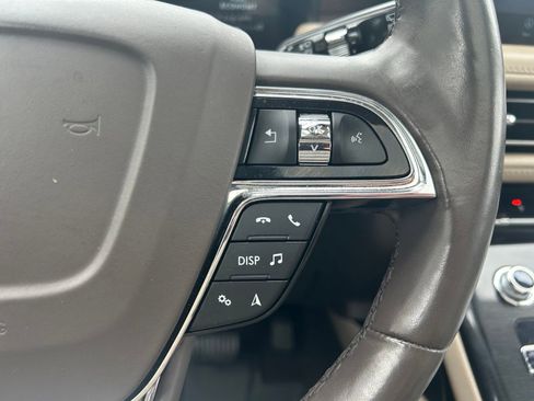 Used 2022 Lincoln Nautilus Reserve AWD/4WD image 14