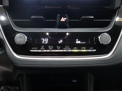 Used 2023 Toyota Corolla Cross LE w/ Moonroof Package image 30