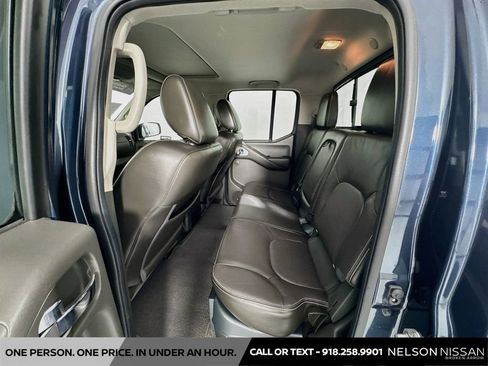 Used 2017 Nissan Frontier PRO-4X w/ Pro-4x Luxury Package AWD/4WD image 26