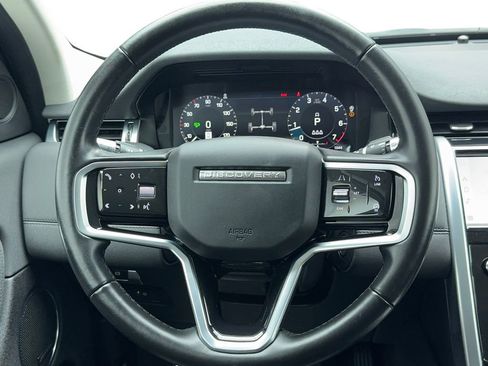 Used 2022 Land Rover Discovery Sport SE image 18