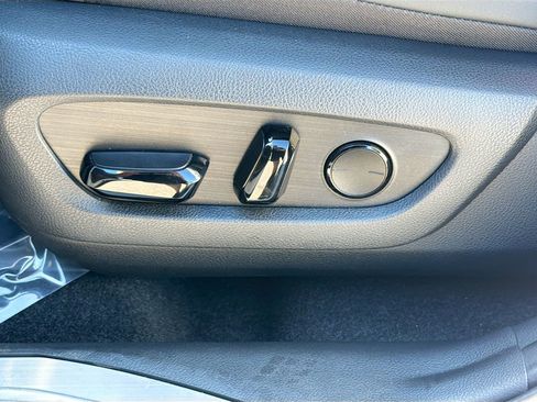 Used 2023 Lexus NX 350h 350h Premium image 25