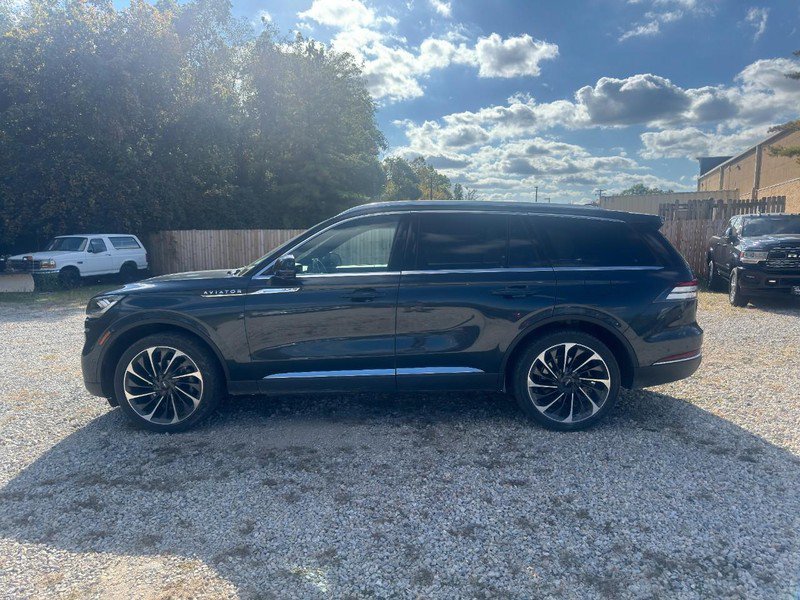 Used 2021 Lincoln Aviator Reserve w/ Equipment Group 201A AWD/4WD image 8