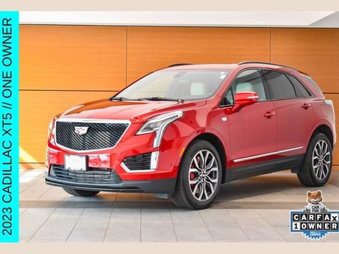 Used 2023 Cadillac XT5 Sportv w/ Technology Package AWD/4WD image 1