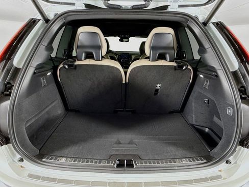 New 2026 Volvo XC90 T8 Ultra w/ Protection Package AWD/4WD image 28