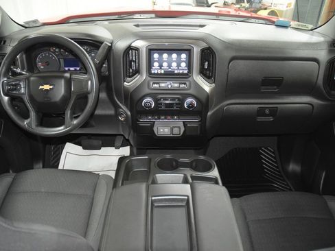 Used 2023 Chevrolet Silverado 1500 Custom AWD/4WD image 28