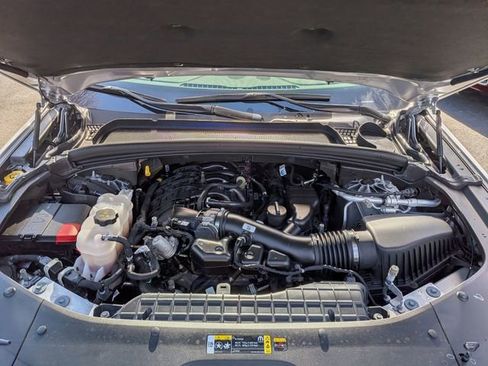 Used 2024 Jeep Grand Cherokee Altitude image 35