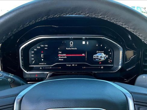 Used 2022 GMC Sierra 1500 SLT w/ SLT Premium Package image 16