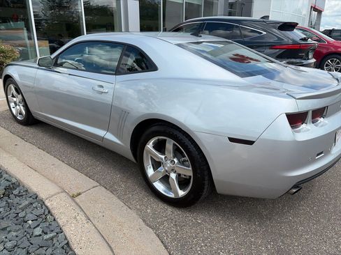Used 2011 Chevrolet Camaro LT RWD image 4