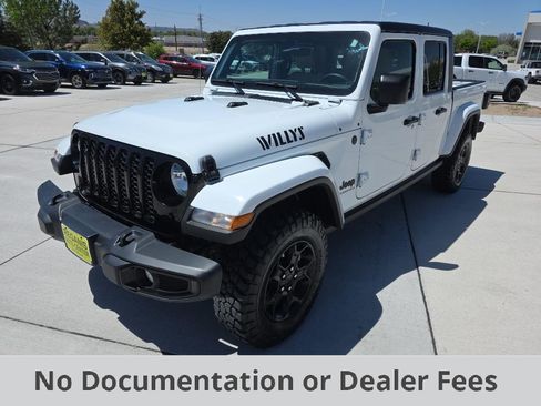 Used 2023 Jeep Gladiator Sport AWD/4WD image 1