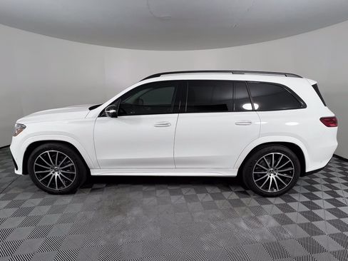New 2026 Mercedes-Benz GLS 450 4MATIC image 9