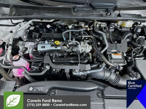 Used 2025 Toyota Prius LE image 31