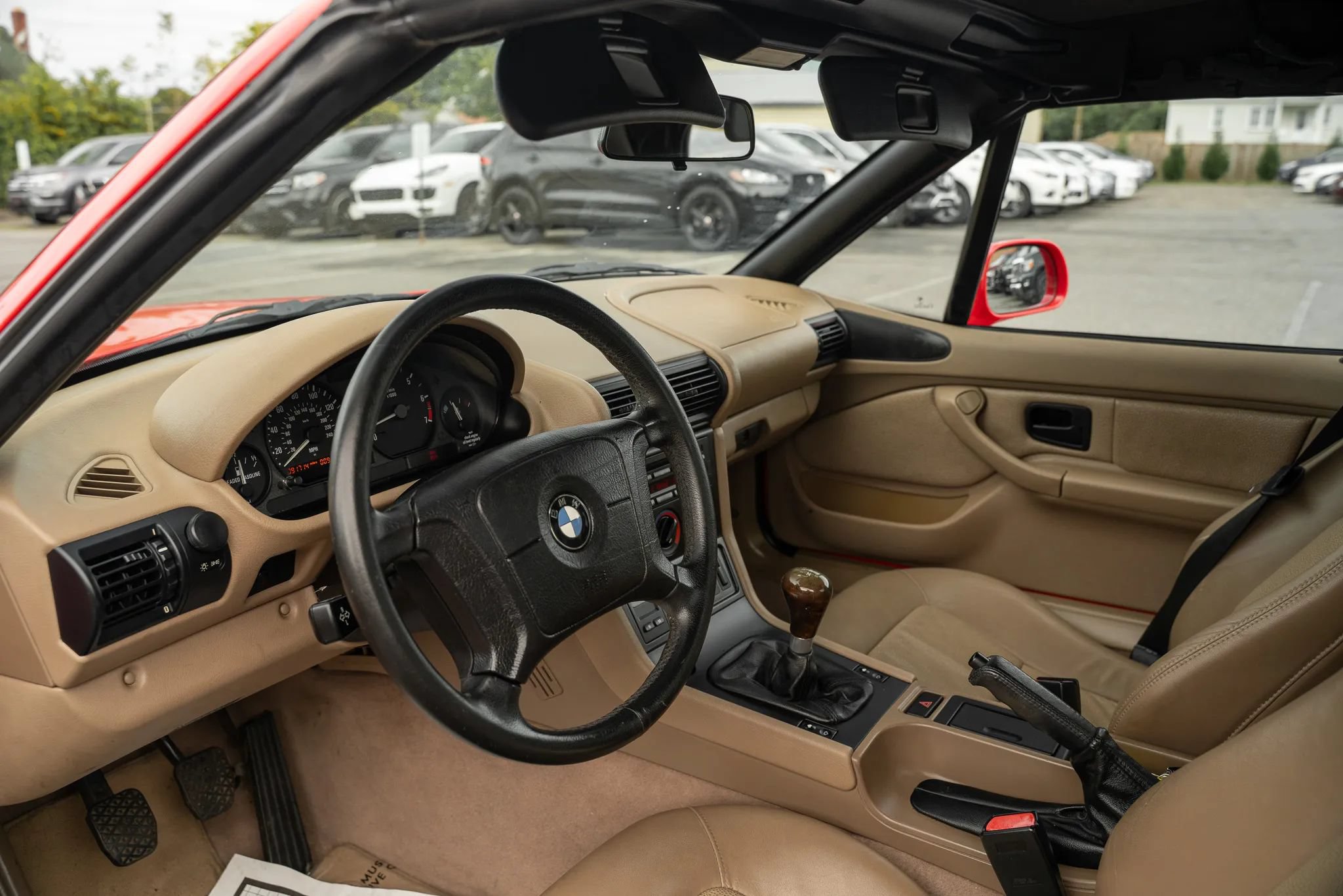 Used 1999 BMW Z3 2.5i RWD image 10
