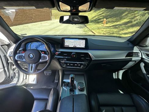 Used 2019 BMW M5 image 26