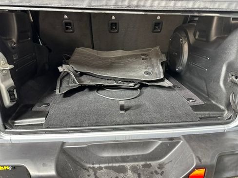 Used 2023 Jeep Wrangler Unlimited image 26