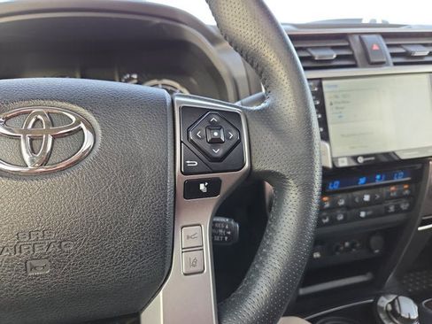 Used 2022 Toyota 4Runner Limited AWD/4WD image 22