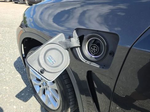 Used 2016 BMW X5 xDrive40e AWD/4WD image 15