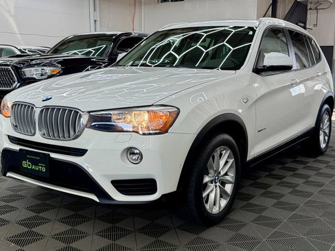 Used 2017 BMW X3 xDrive28i AWD/4WD image 1
