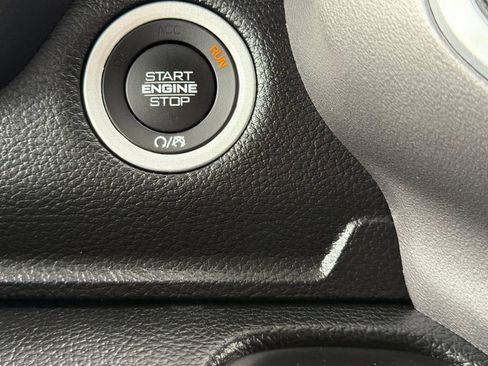 Used 2022 RAM 1500 Big Horn AWD/4WD image 20