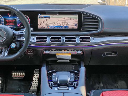 New 2025 Mercedes-Benz GLE 53 AMG 4MATIC Coupe image 11