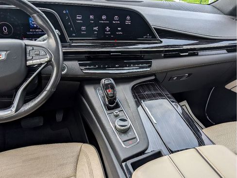 Used 2021 Cadillac Escalade Sport w/ Driver Assist Tech Package AWD/4WD image 25