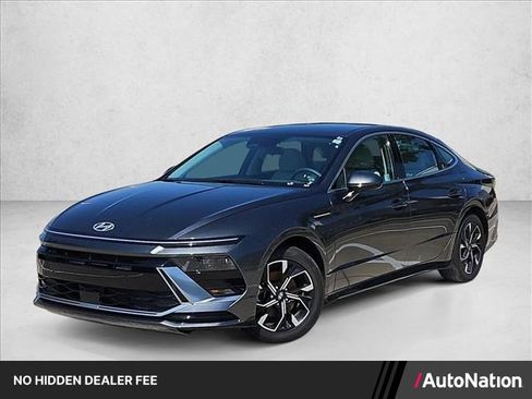 Used 2025 Hyundai Sonata SEL FWD image 1