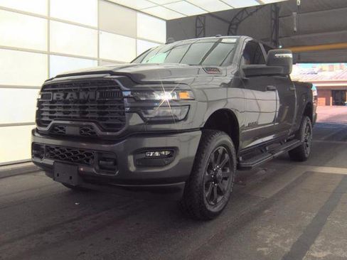 Used 2025 RAM 2500 Big Horn AWD/4WD image 5